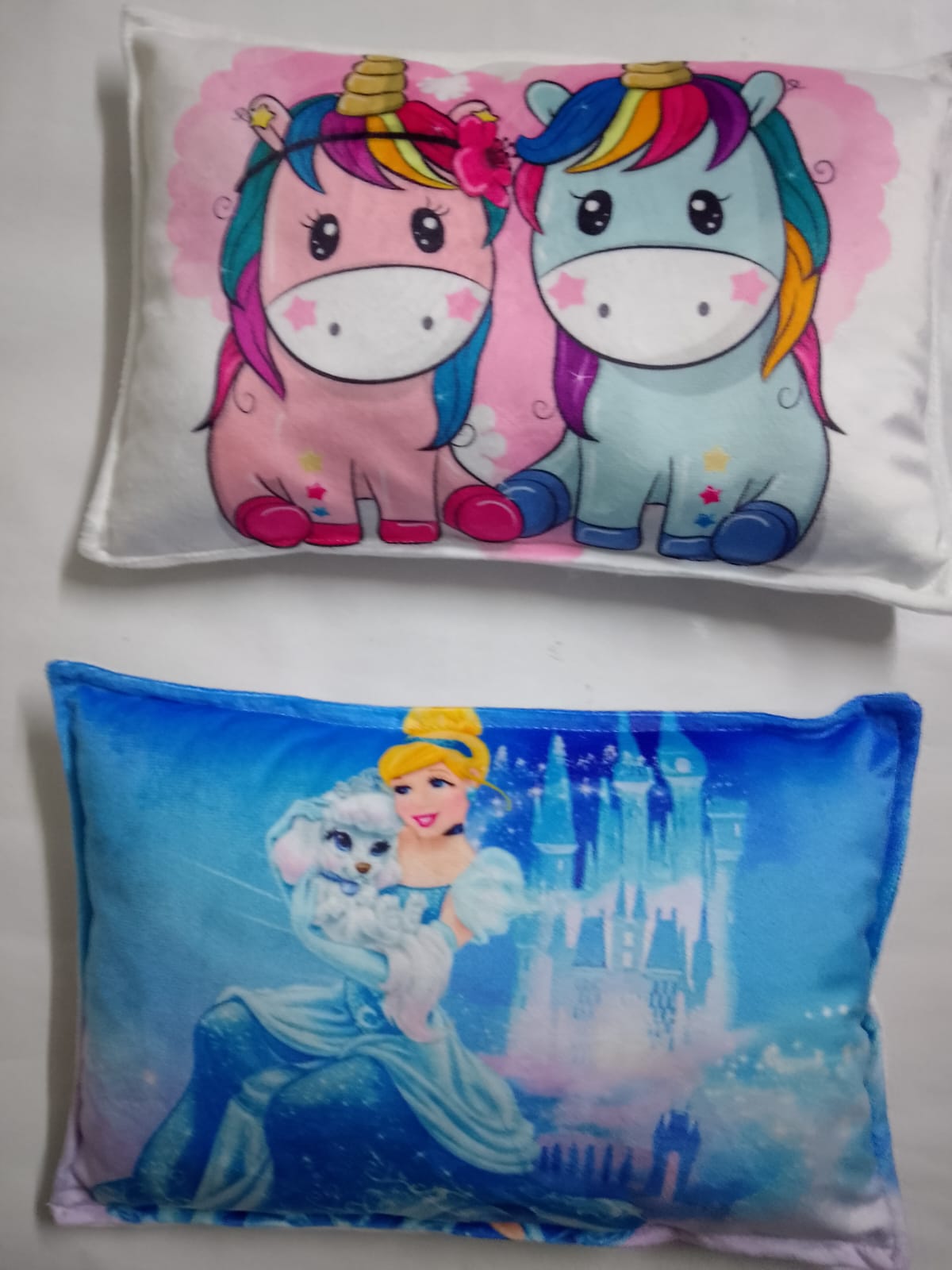 Almohadas con estilo disney
